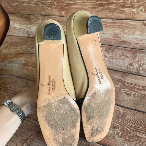 AUTHENTIC SALVATORE FERRAGAMO CLASSIC BLACK/TAN HIGH HEEL PUMPS SHOES SIZE 10 - Picture 8 of 16